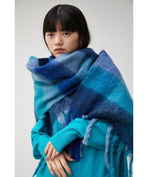 AZUL by moussy(アズールバイマウジー)/FLUFFY STOLE/img21