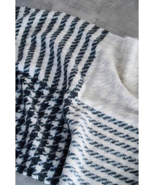 AZUL by moussy(アズールバイマウジー)/MULTI COLOR HOUNDSTOOTH STOLE/img02