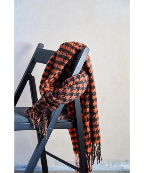 AZUL by moussy(アズールバイマウジー)/MULTI COLOR HOUNDSTOOTH STOLE/img19