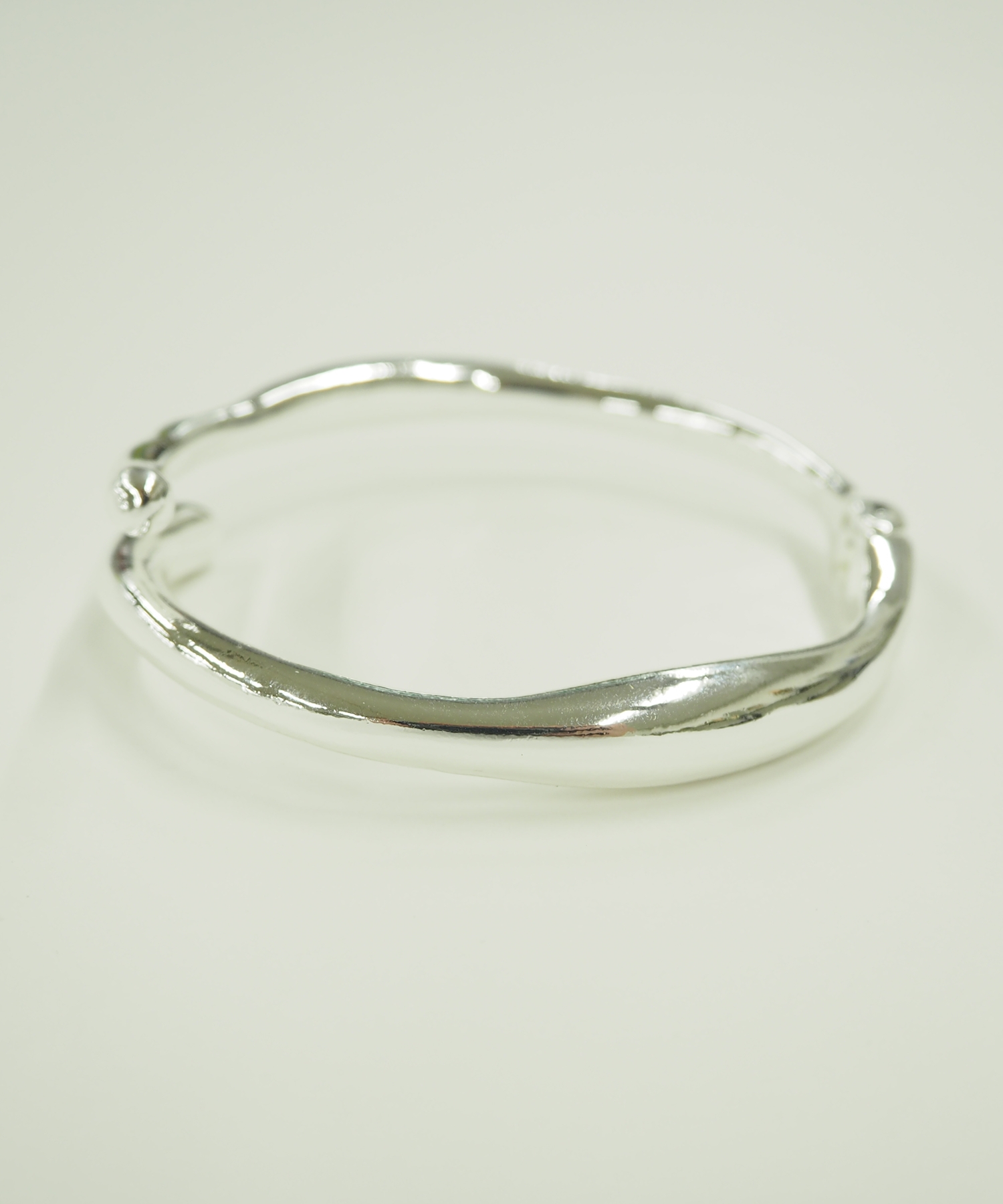 NuanceLine Bangle 【97N】