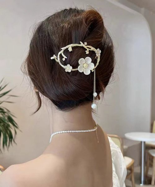 shoppinggo(ショッピングゴー)/パール 花 バンスクリップ ヘアクリップ バレッタ まとめ 髪留め ヘアアレンジ アクセント レディース パーティー飾り/img13