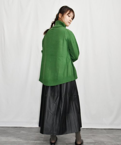 ARGO TOKYO(アルゴトウキョウ)/Fake Leather Flare A Line Skirt 222017　フェイクレザーフレアAラインスカート/img05