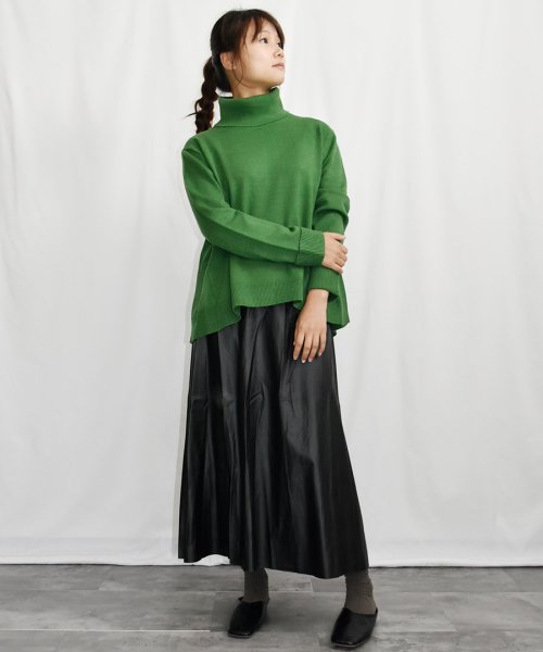 ARGO TOKYO(アルゴトウキョウ)/Fake Leather Flare A Line Skirt 222017　フェイクレザーフレアAラインスカート/img09