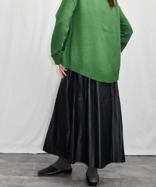 ARGO TOKYO(アルゴトウキョウ)/Fake Leather Flare A Line Skirt 222017　フェイクレザーフレアAラインスカート/img14