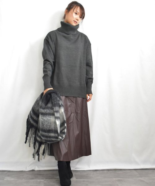 ARGO TOKYO(アルゴトウキョウ)/Fake Leather Flare A Line Skirt 222017　フェイクレザーフレアAラインスカート/img19