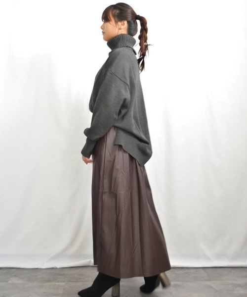 ARGO TOKYO(アルゴトウキョウ)/Fake Leather Flare A Line Skirt 222017　フェイクレザーフレアAラインスカート/img36