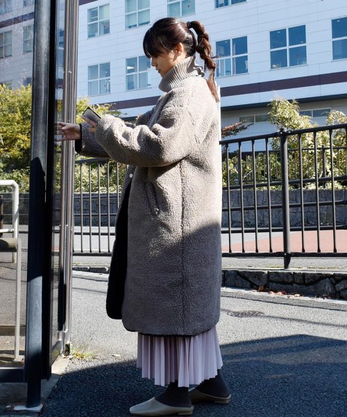 ARGO TOKYO(アルゴトウキョウ)/Revesible Boa Long Coat 21068パイピングボアリバーシブルボアロングコート/img45