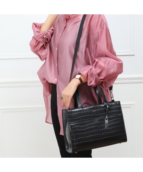 Ungrid(アングリッド)/アングリッド Ungrid バッグ ハンドバッグ レディース 斜めがけ 2WAY METAL TASSEL HAND BAG ブラック ホワイト グレー ベージ/img03