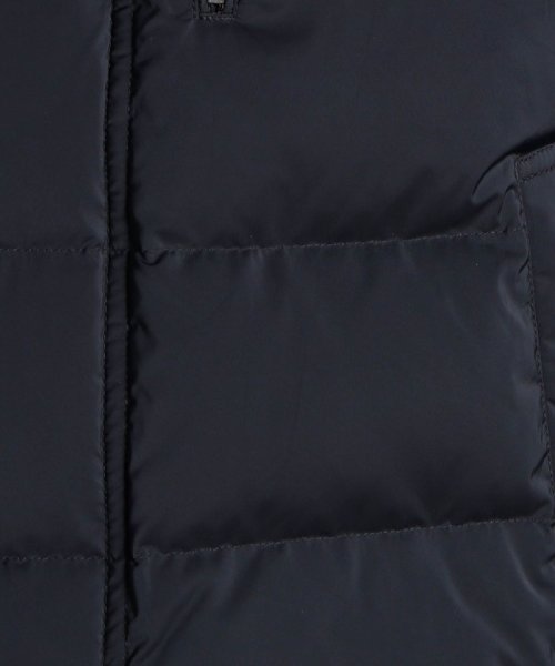 テクニカルストレッチタフタ ダウン 