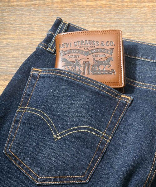 MARUKAWA(マルカワ)/【Levi's】リーバイス ツーホース型押し エコ レザー 二つ折り財布ウォレット/合皮 合成皮革 フェイクレザー ウォレット サイフ 財布 さいふ メンズ/img02