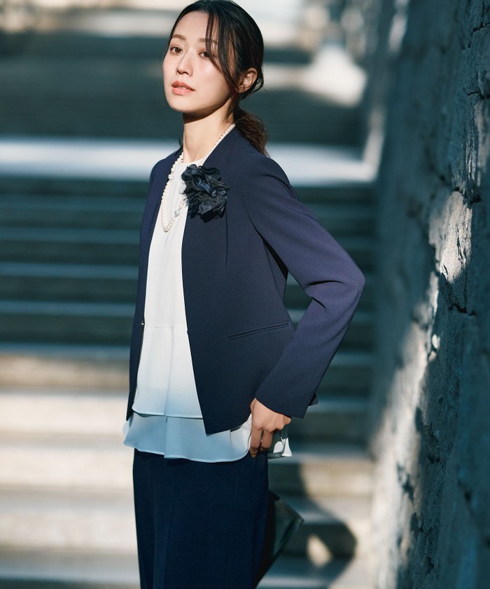 23区 トリアセテートダブルジョーゼットセットアップネイビー38 美品 美品】23区トリアセダブルジョーゼット スーツセットアップネイビー