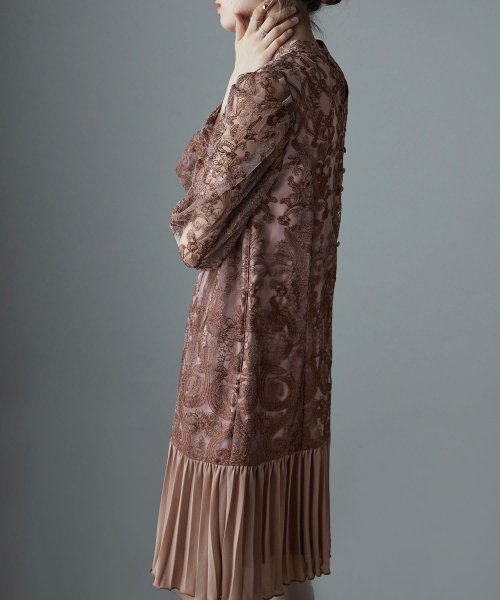 etoll. エトル レース×プリーツドレス ワンピ ワンピース ドレス オケージョン 長袖 レース 刺繍 プリーツ バンドカラー ミニ 膝丈 Aライン 結婚式 5cm エトル