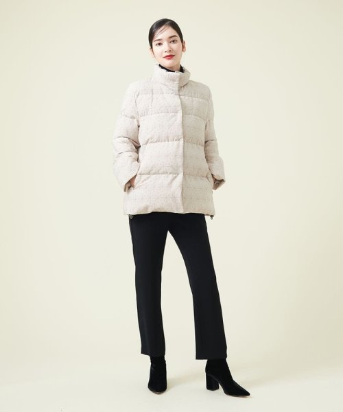 アスタリスク刺繍ダウンジャケット 