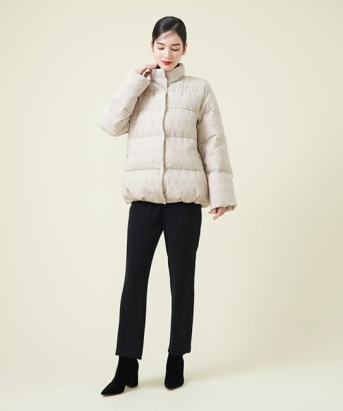 アスタリスク刺繍ダウンジャケット 