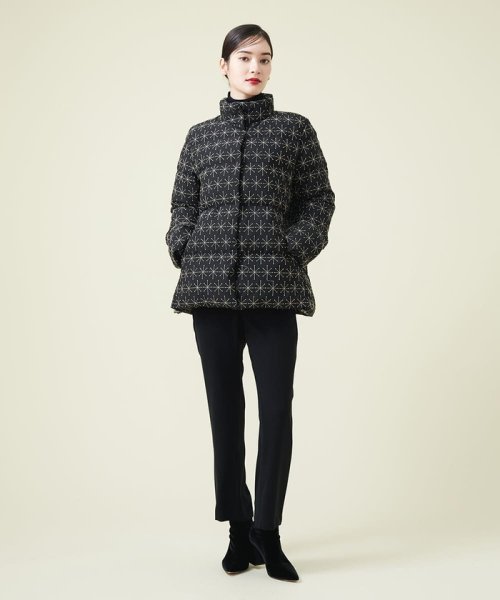 アスタリスク刺繍ダウンジャケット 