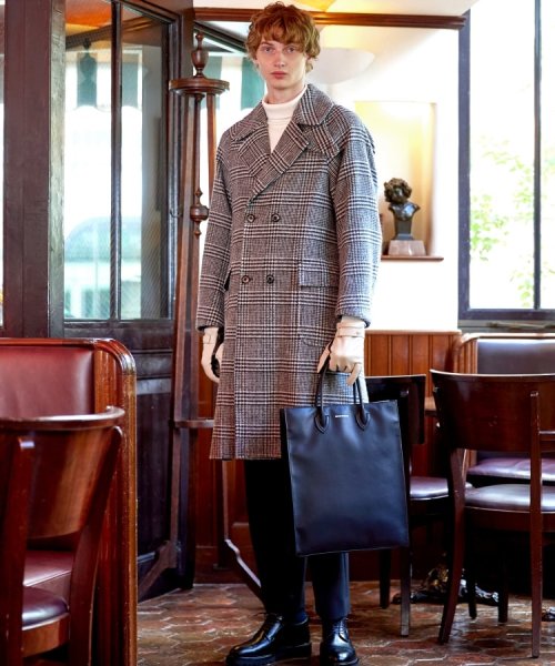 リサイクルレザー スクエアトートバッグ リサイクルレザーは