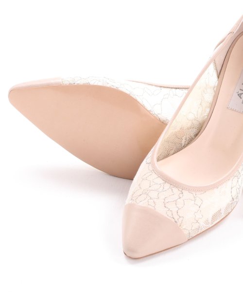 ポインテッドチュールパンプス 