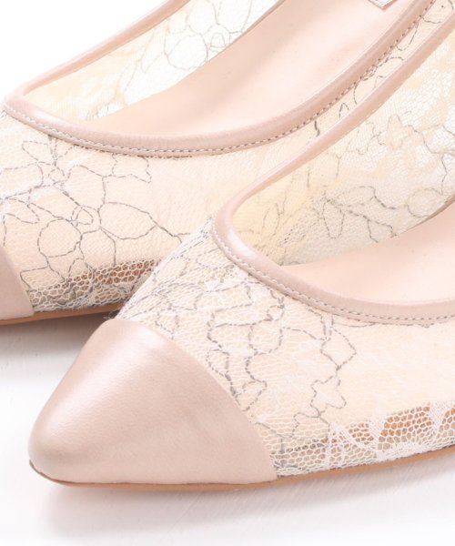 ポインテッドチュールパンプス 