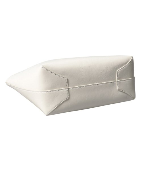 【スティーレ】レザートートバッグ M 本革 チャーム付き スティーレ