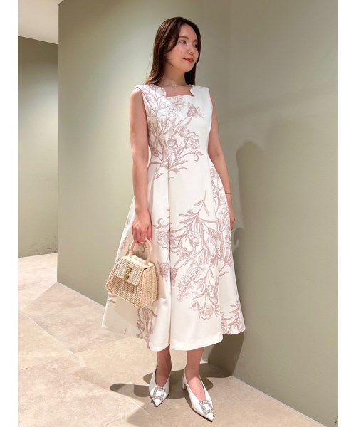 【新品未使用】CELFORD スカラネック フィットアンドフレアワンピース M 楽天市場】【即日出荷】(ファイナルセール50%OFF) CELFORD セル