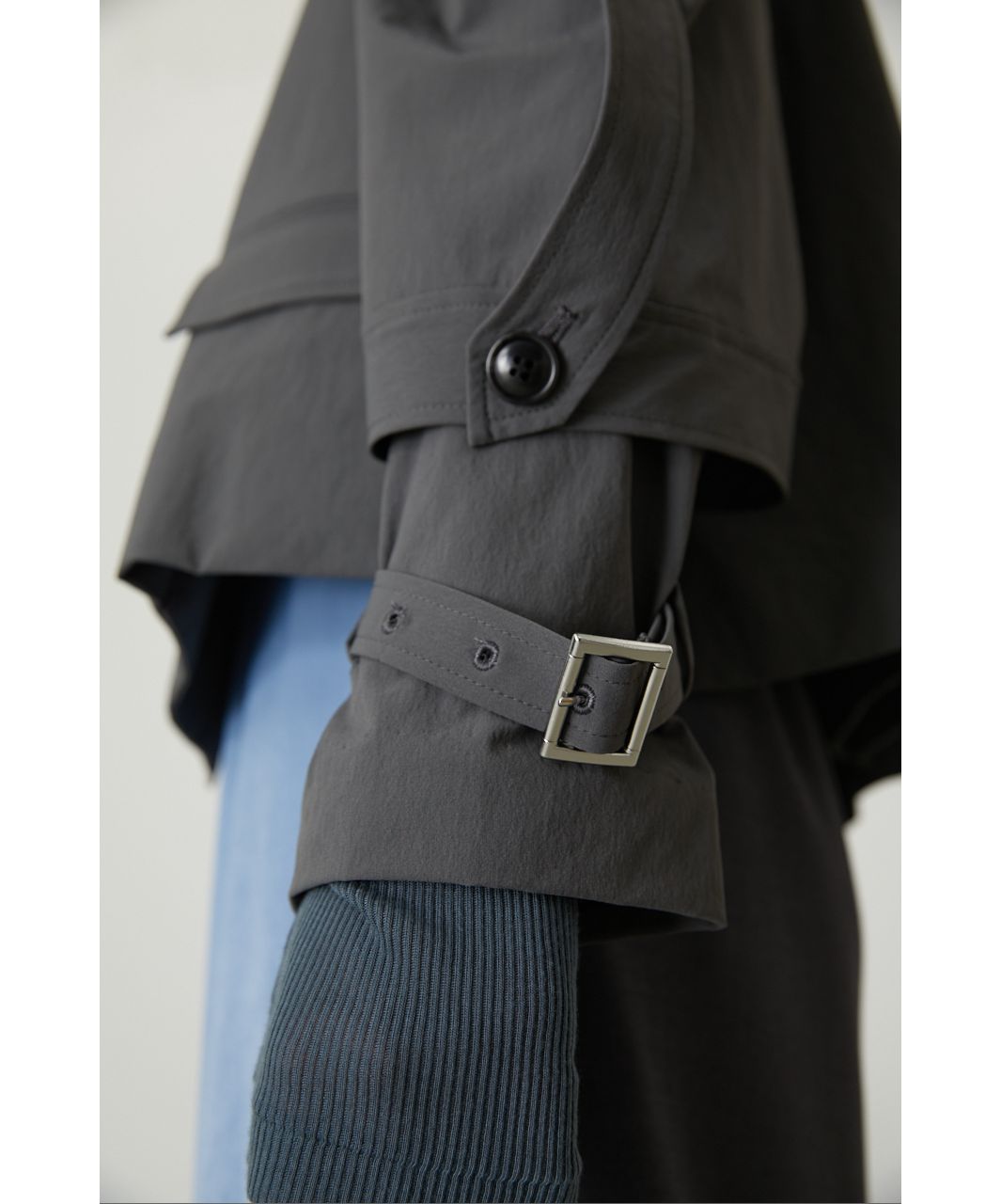 Design trench short CT(505112521) | リムアーク(RIM.ARK) - MAGASEEK