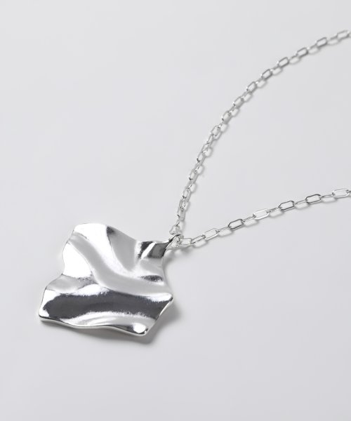 nothing and others(ナッシングアンドアザース)/Wave square plate Necklace/img02