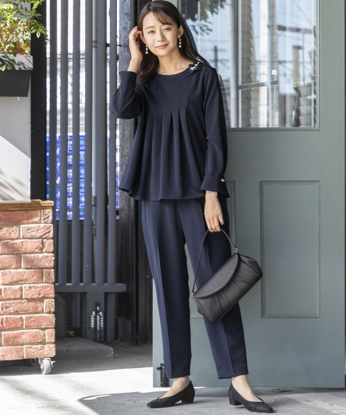 卒入学式で使える】ペプラムブラウス×すっきりシルエットセットアップ  