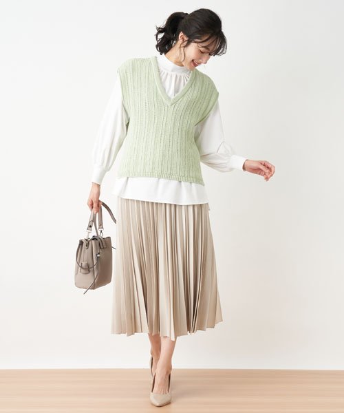 Vネックニットベスト 