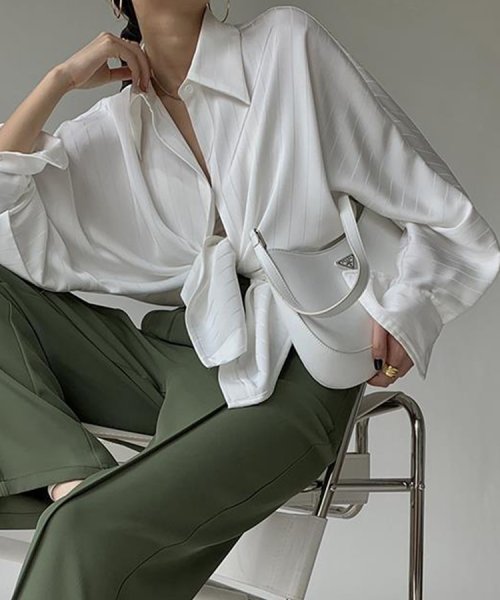 SEU(エスイイユウ)/ゆるサテンシャツ サテン シャツ ゆったり オフィスカジュアル 韓国ファッション 秋冬/img02