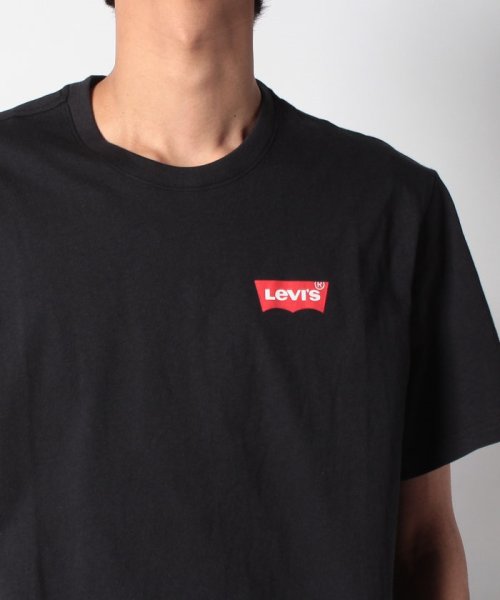 LEVI’S OUTLET(リーバイスアウトレット)/SS RELAXED FIT TEE CORE+ OUTLINE CAVIAR/img04