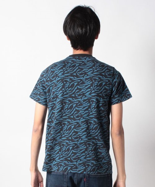 LEVI’S OUTLET(リーバイスアウトレット)/1960'S JACQUARD TEE ABSTRACT BLACK AND B/img02