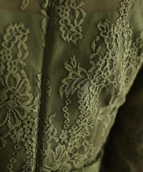 刺繍襟付きレースワンピース 