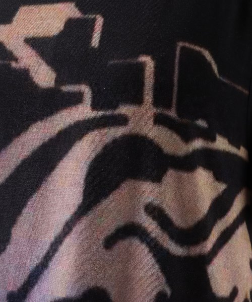 NT40 ROBE アーティスト ワンピース ＜Lek Sowat Hoctez　レック