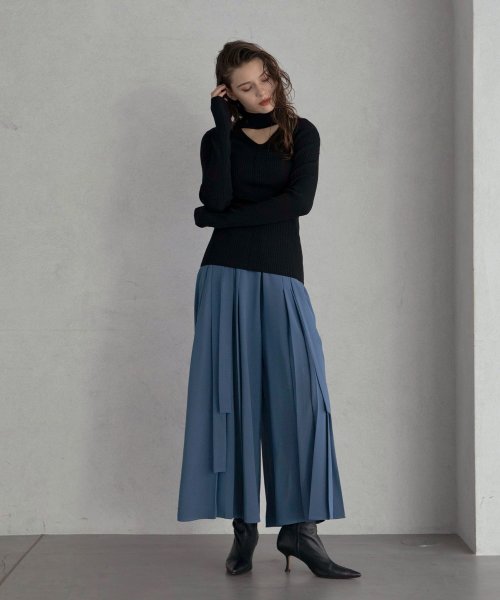 MIELI INVARIANT(ミエリ インヴァリアント)/Tuck Pleat Flare Pants/img11