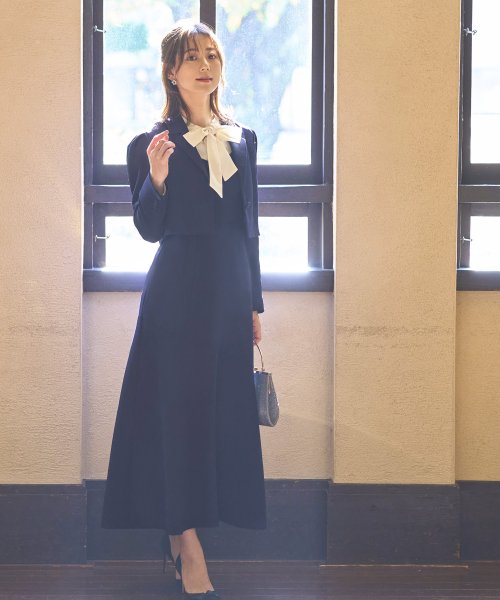 クロップドテーラードジャケット＆マーメイドワンピーススーツ「SU1189」 ジャケット ワンピース スタイルアップを叶えてくれます 軽やかに揺れるマーメイドラインのジャンパースカート 7号 9号 11号 13号 15号 95％　ポリウレタン