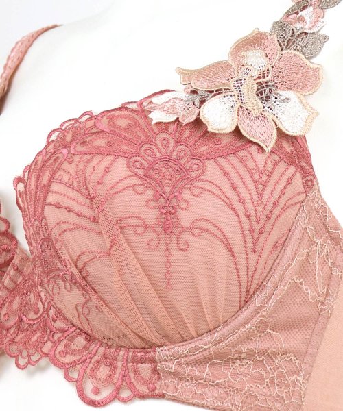 fran de lingerie(フランデランジェリー)/GRACE Masquerade らくらく補正グレースマスカレード コーディネートブラジャー H65－H90カップ/img19