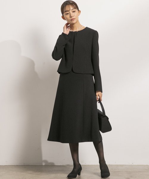 【洗える】【喪服】ノーカラージャケット＆ボウタイ風セミフレアワンピース /レディース/ブラックフォーマル/卒業式（卒園式）入学式（入園式）七五三・お宮参り あり ■なし 喪服 入学式 七五三 卒業式 洗える 卒園式 入園式 ジャケット 東京ソワール デザイン セレモニー 結婚式 お宮参り 礼服 生地感 薄い 厚い 透け感 伸縮性 光沢感 裏生地