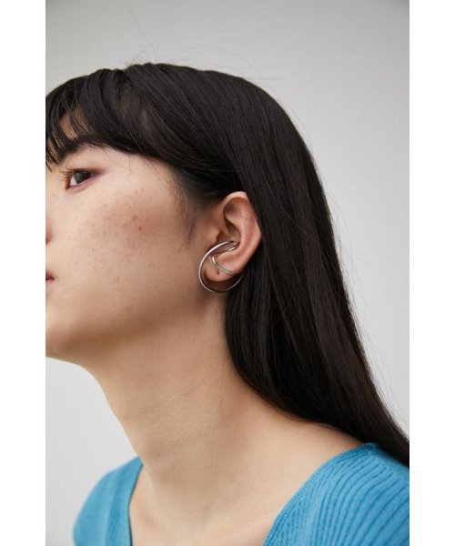 AZUL by moussy(アズールバイマウジー)/NUANCE CURVE EARCUFF/img10