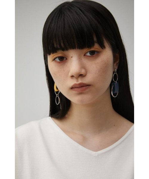 AZUL by moussy(アズールバイマウジー)/BICOLOR FAUX LEATHER EARRINGS/img09