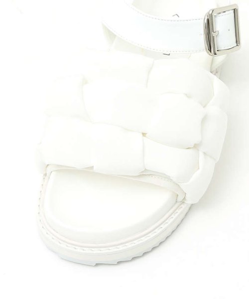 【LAROUTE】パフメッシュサンダル 人気・おすすめ｜省スペース設計・旅行向けにおすすめ お得商品 プライバシー配送 国内発送・安心販売体制