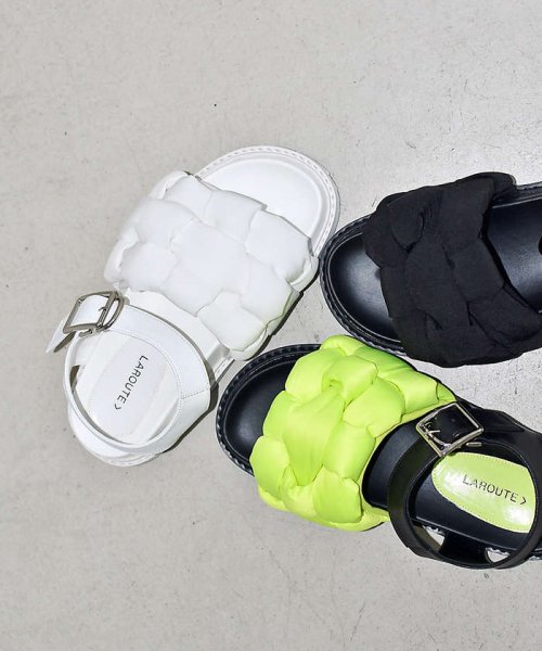 【LAROUTE】パフメッシュサンダル 人気・おすすめ｜省スペース設計・旅行向けにおすすめ お得商品 プライバシー配送 国内発送・安心販売体制