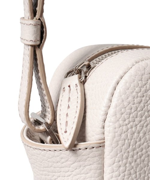 【カーラ】レザーショルダーバッグ S 本革 ミニバッグ 