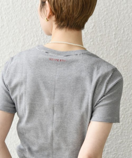 SHIPS any WOMEN(シップス　エニィ　ウィメン)/【SHIPS any別注】PETIT BATEAU:〈洗濯機可能〉ロゴ プリント ボーダー 半袖 Tシャツ 23SS/img17