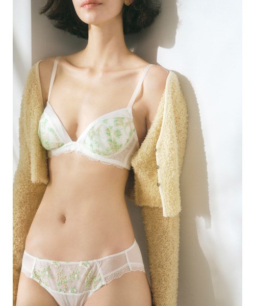 LILY BROWN Lingerie(LILY BROWN Lingerie)/【LILY BROWN Lingerie】ミモザ エンブロイダリーレース ショーツ/img04