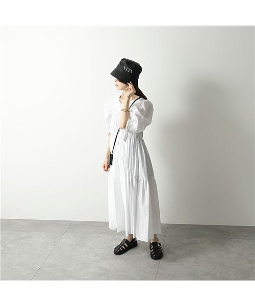 19800円通販 偽物 今なら送料無料 【VALENTINO(ヴァレンティノ
