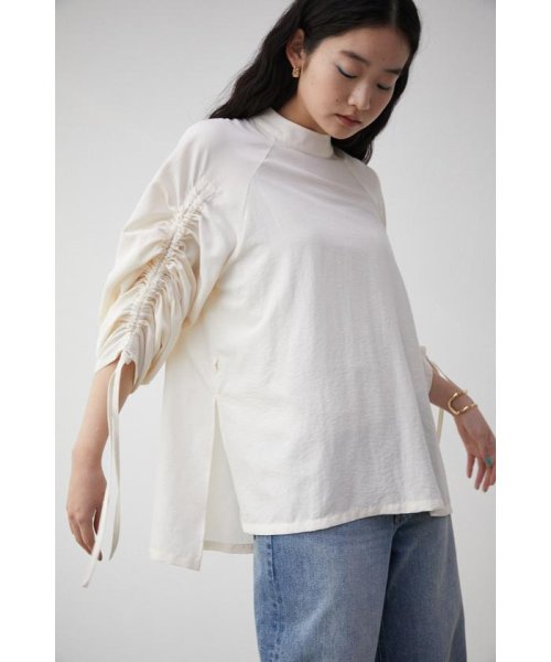 AZUL by moussy(アズールバイマウジー)/SHIRRING SLEEVE BLOUSE/img01