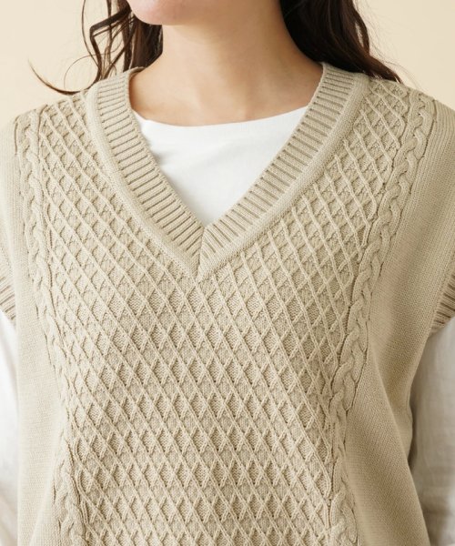 Vネックニットベスト 