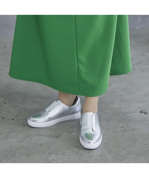 スタッズスリッポンスニーカー シューズ Q1683230780(12925円)