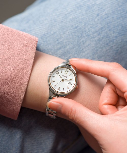 wicca ウィッカ ソーラーテック 電波時計 少し大きめ28mm 