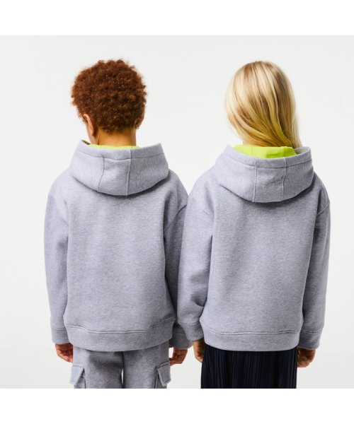 LACOSTE KIDS(ラコステ　キッズ)/BOYS グラフィカルブランドネームロゴプルオーバーフーディー/img02